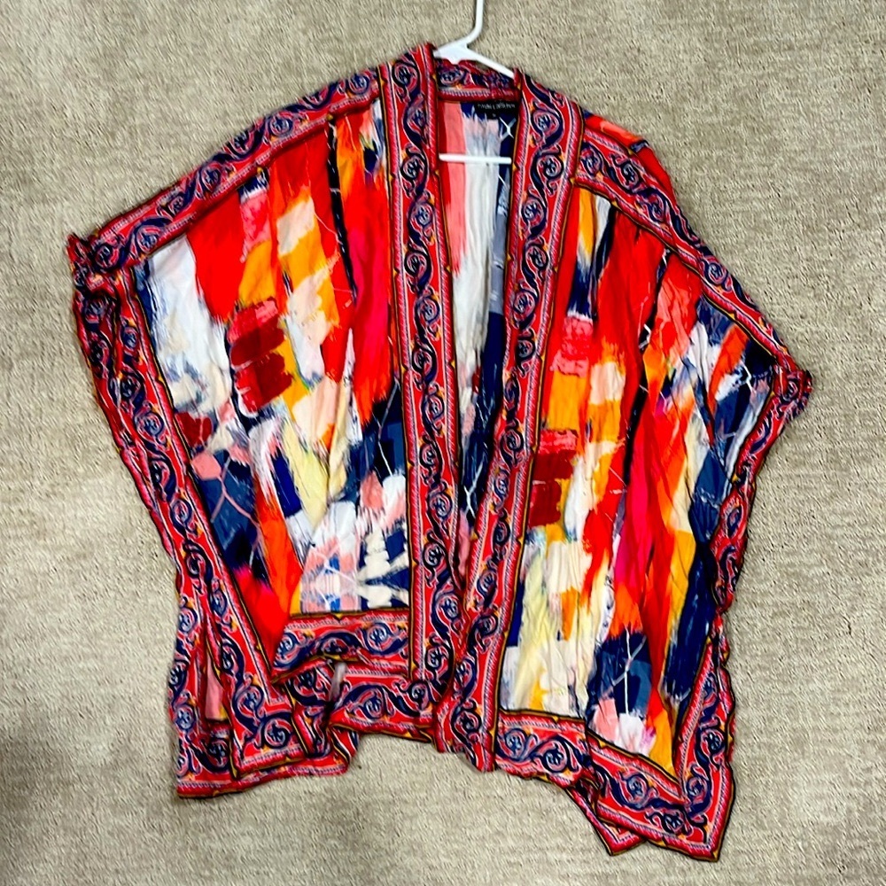 Women’s Tolani kimono size medium vibrant colors